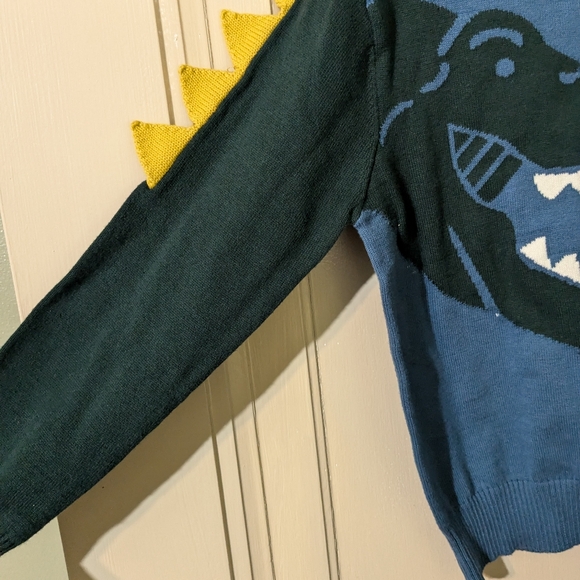 Little boys cute adorable sweater - Picture 3 of 4